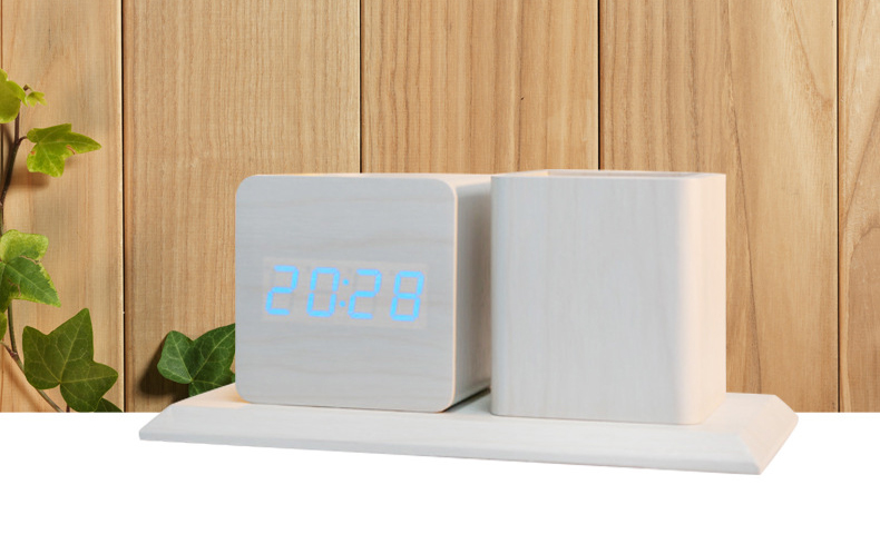 Vì Sao Đồng Hồ LED 6in1 Là Quà Tặng Khách Hàng Lý Tưởng?