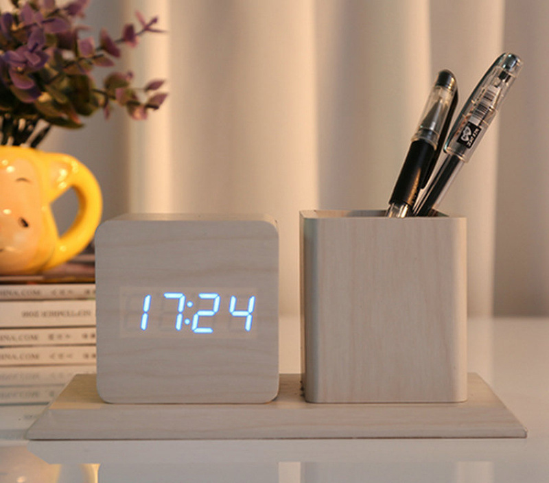 Đồng hồ led để bàn - Quà Tặng Phù Hợp Cho Những Dịp Nào?