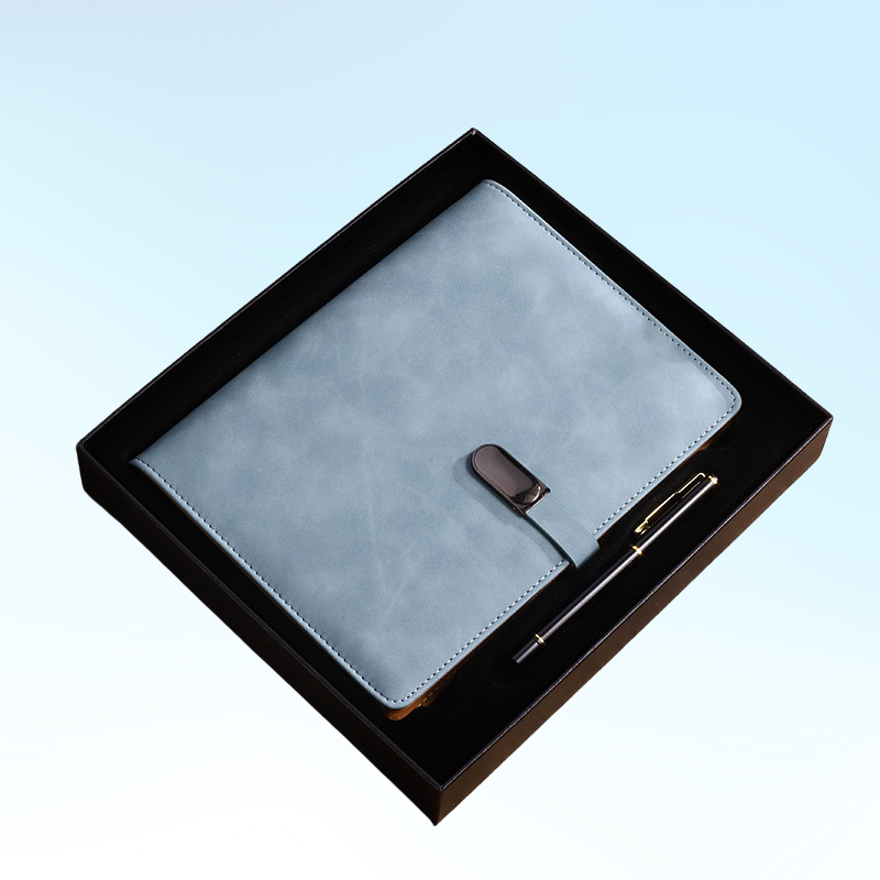 Bìa: Chất liệu PU, Simily cao cấp mang lại cảm giác mềm mại